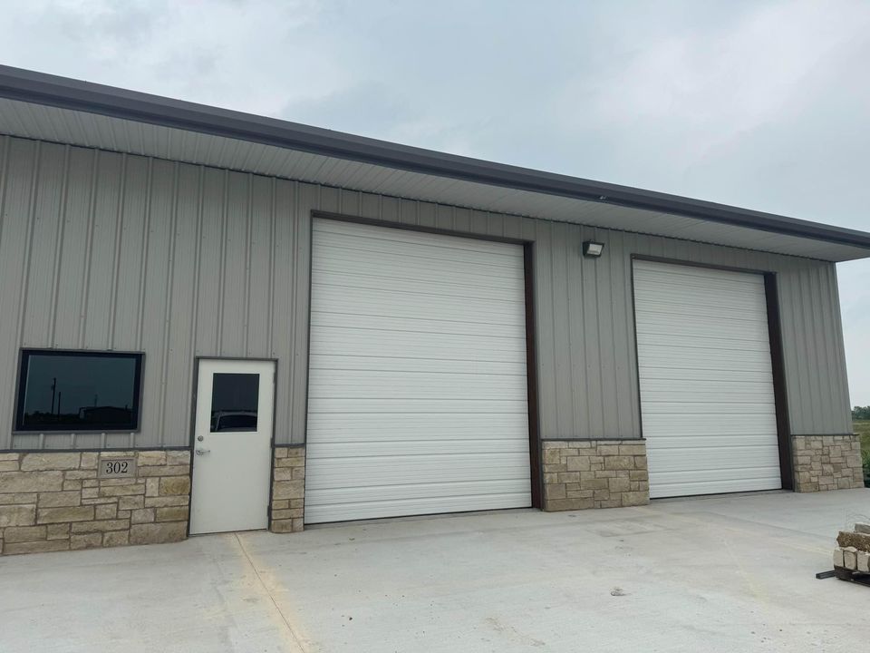 5225 County Road 1205 - 201