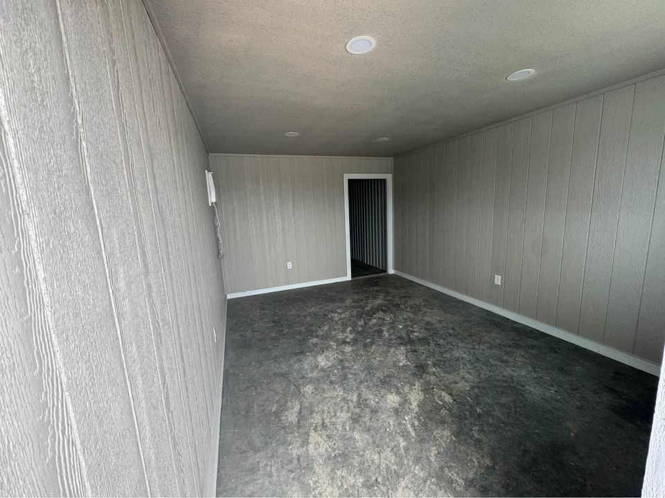 5225 County Road 1205 - 202
